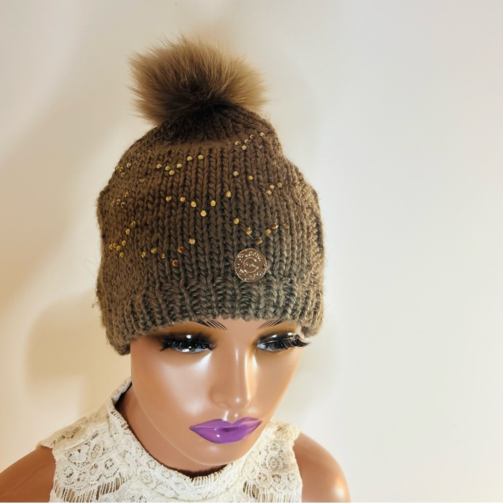 Stylish Brown Knit  Pleau Beanie with Pom Pom